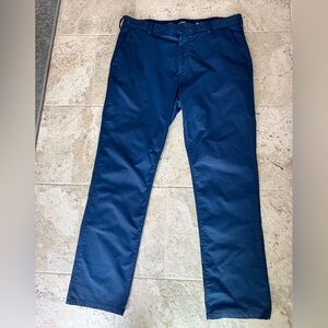 Izod advantage pants like new
